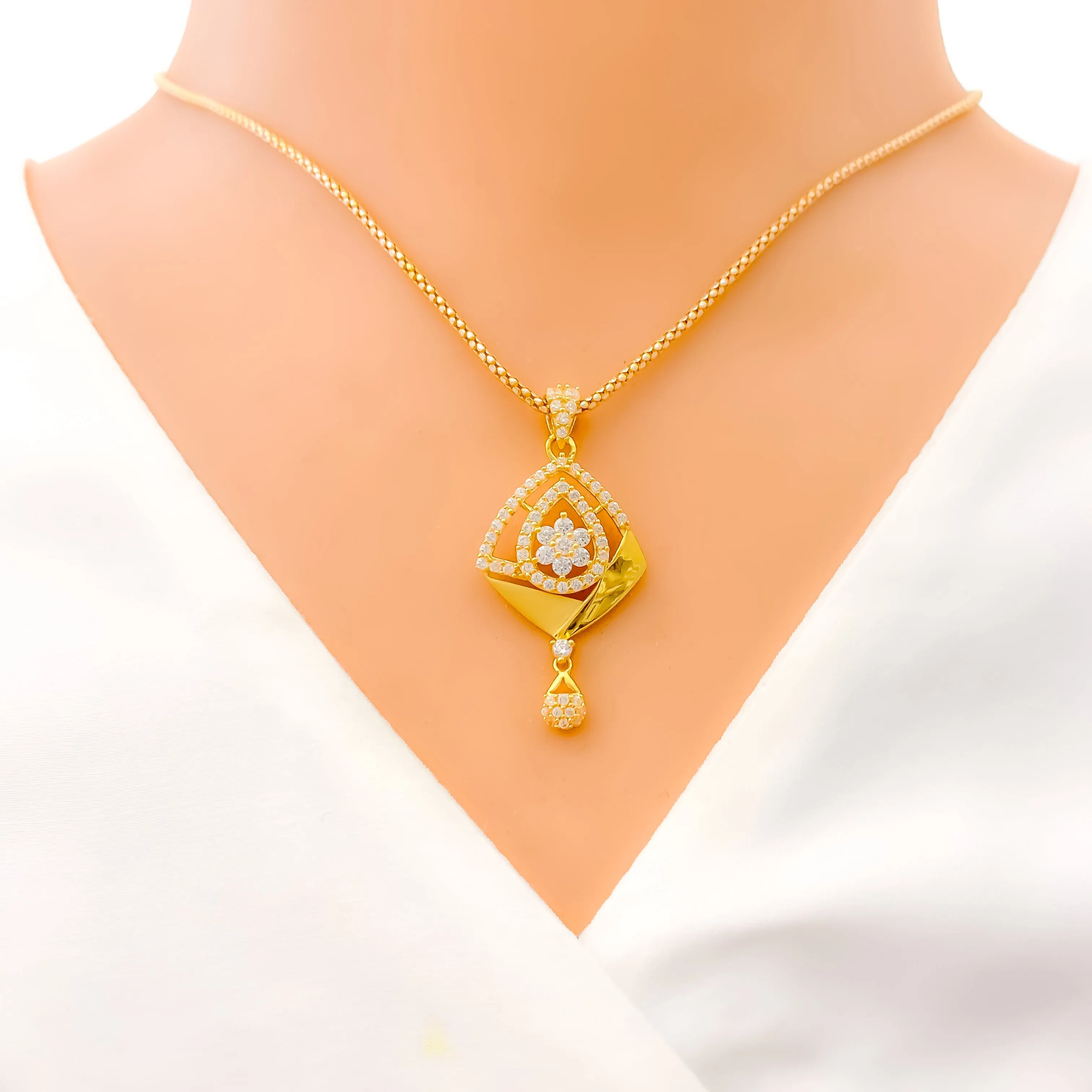 Attractive Asymmetrical 22k Gold CZ Pendant Set