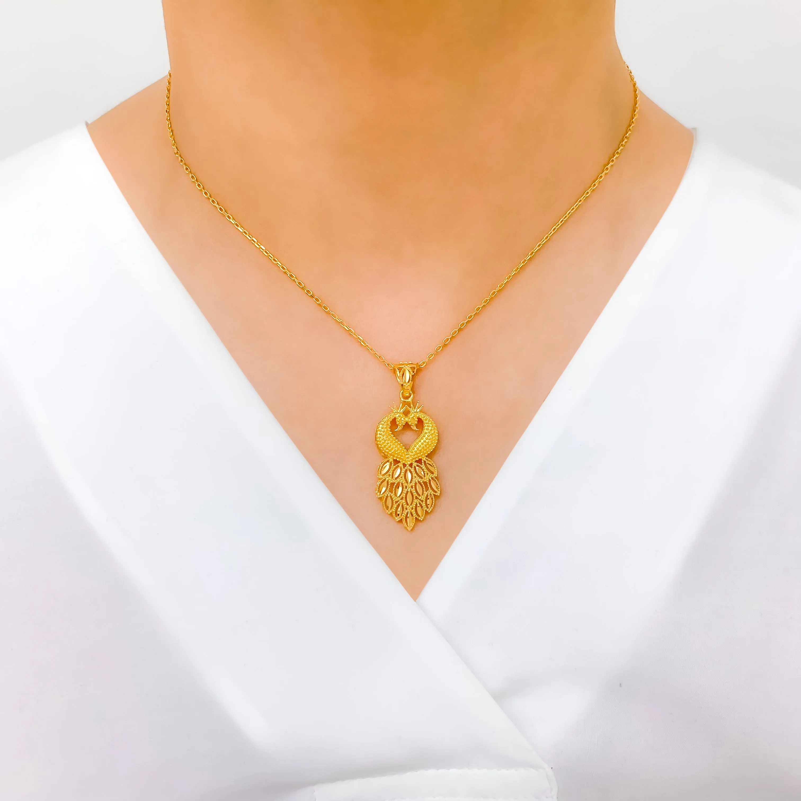 Beautiful Heart Peacock Pendant Set w/ Chain