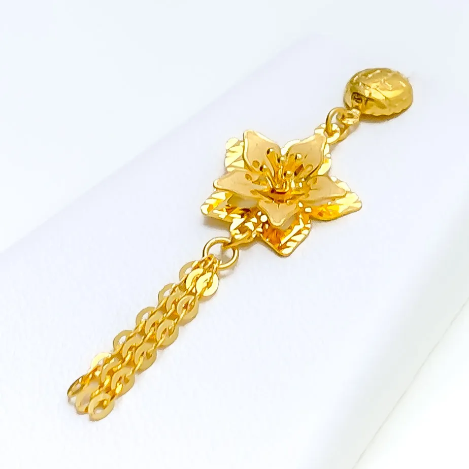 Blooming 22K Gold Floral Pendant Set