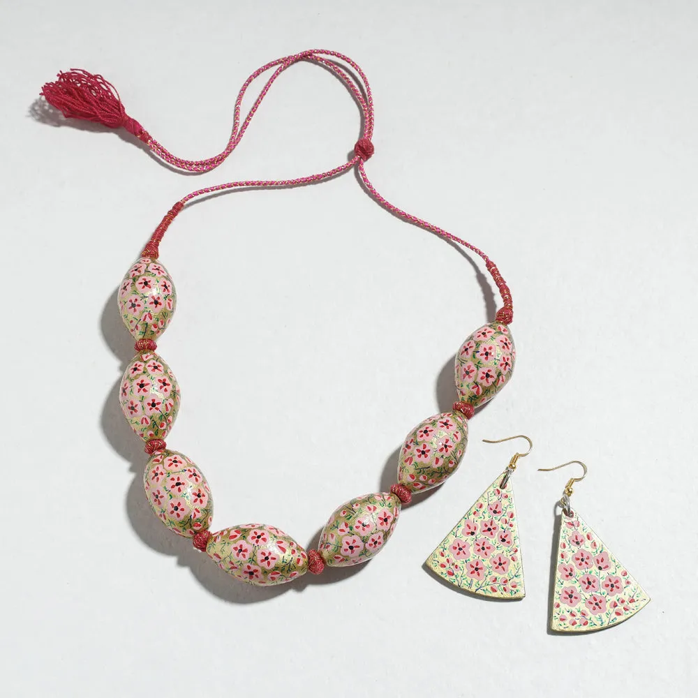 Floral Handpainted Wooden Necklace Set