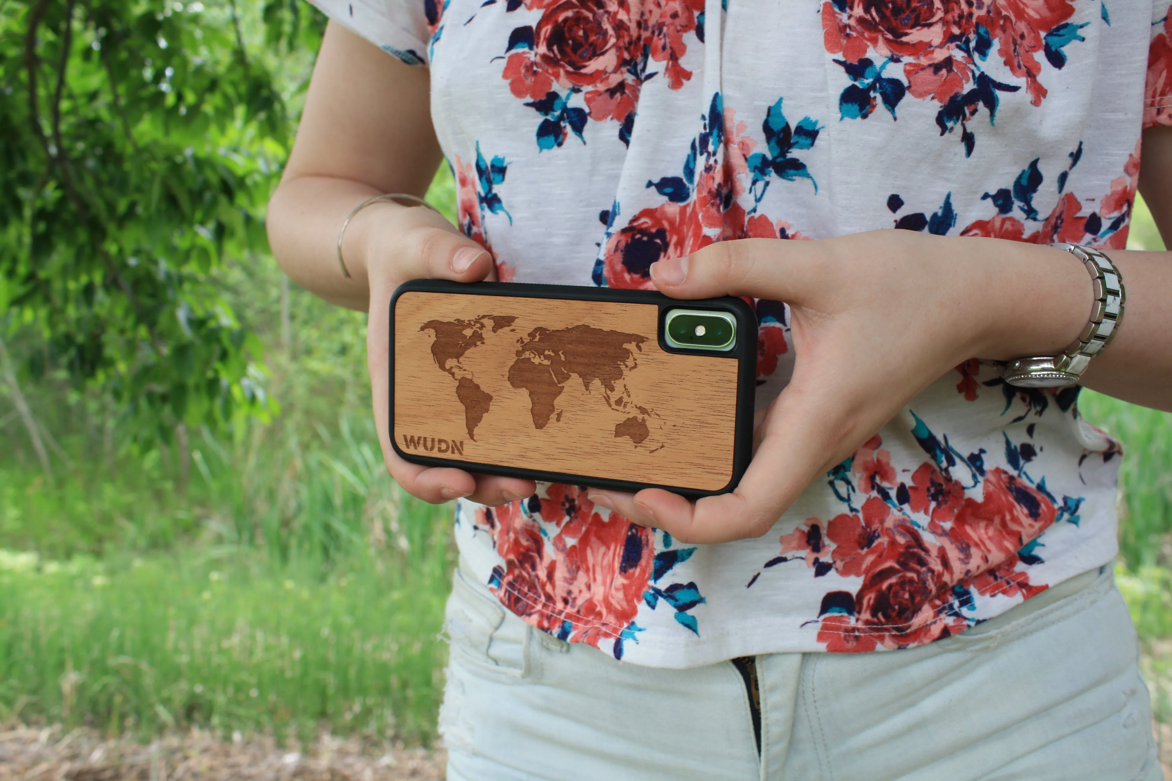 Slim Wooden iPhone Case (World Map Traveler in Mahogany)